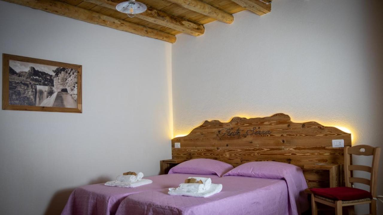 Locanda Ponte Serra Hotel Lamon Kültér fotó