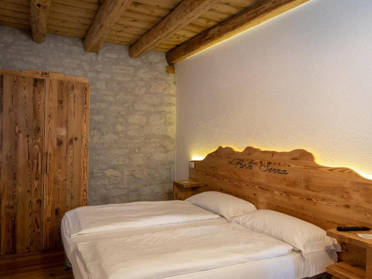 Locanda Ponte Serra Hotel Lamon Kültér fotó